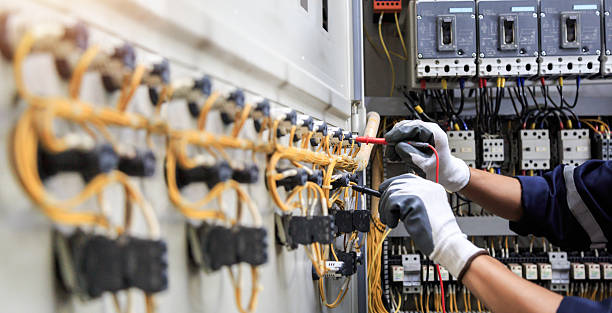 Professional Electrician technician working in Kingwood, WV
